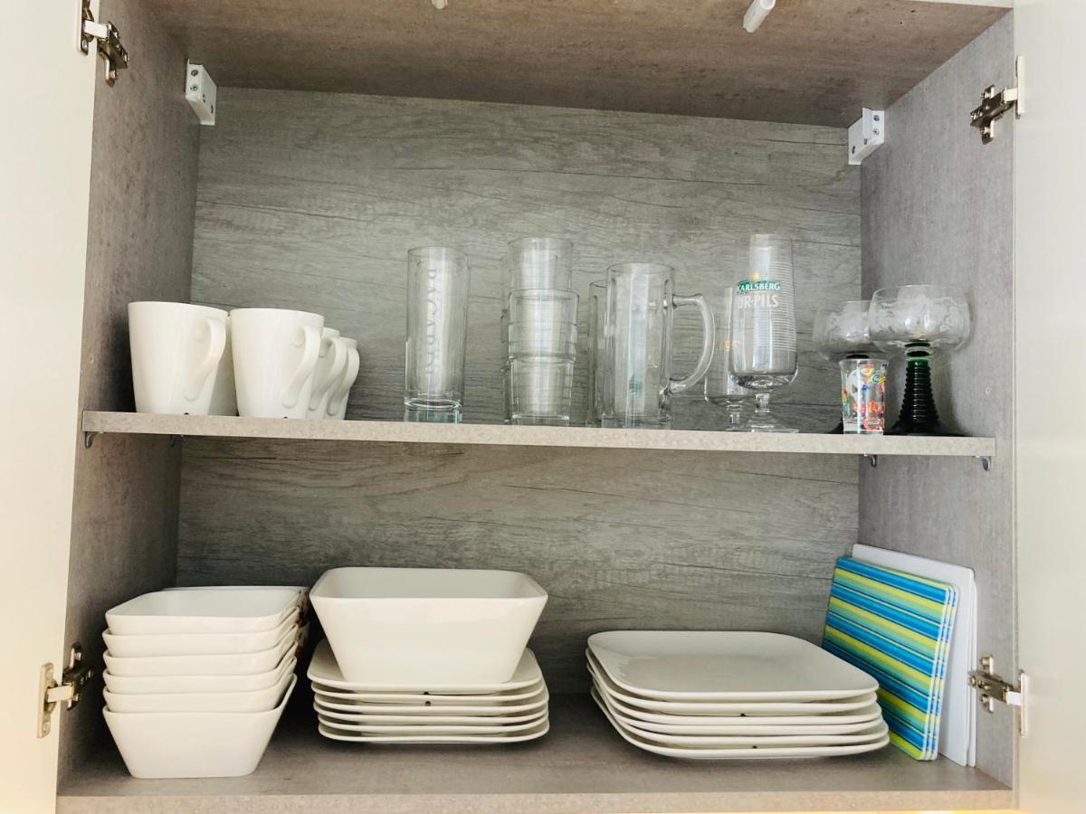 Living At Saarpartments -Adults Only- 2 Bedroom, Netflix - Business & Holiday Apartments For Long- And Short Term Stay, 3 Min To Train Station, Secure E-Bike Parking! Saarbrücken Exteriör bild