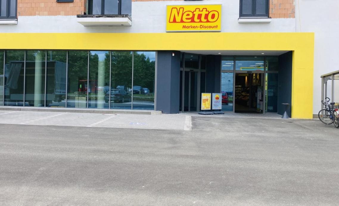 Living At Saarpartments -Adults Only- 2 Bedroom, Netflix - Business & Holiday Apartments For Long- And Short Term Stay, 3 Min To Train Station, Secure E-Bike Parking! Saarbrücken Exteriör bild